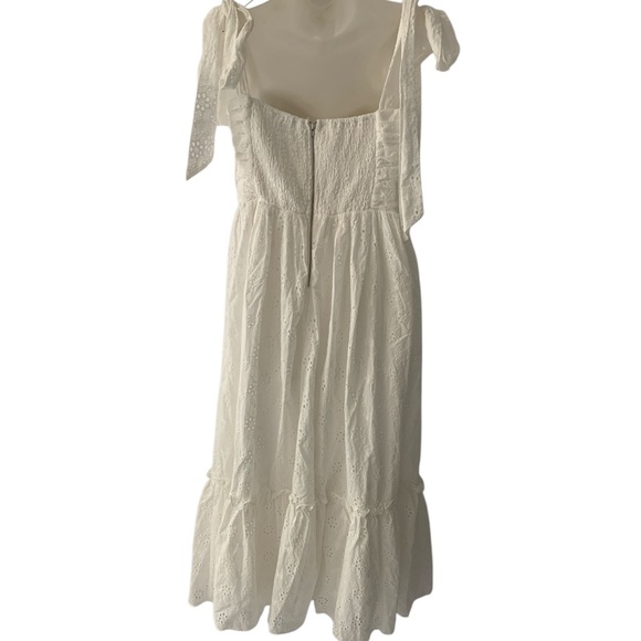 Petal & Pup NWT Women’s Embroidered Fiona Eyelet Tie Shoulder Maxi Dress XLarge - Picture 4 of 8